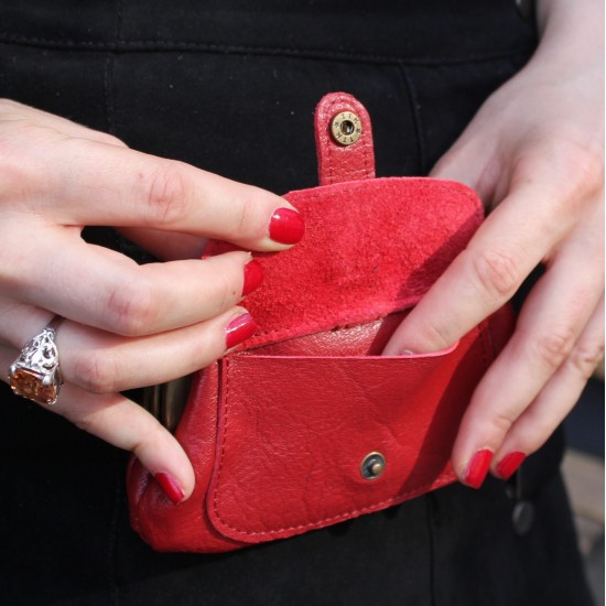 Amy Double Kiss clip Frame Purse Red
